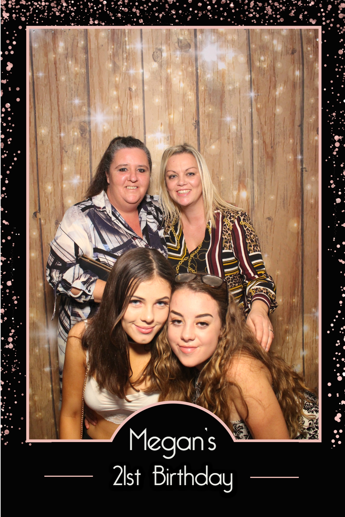 Megan's 21st Birthday Party  | View more photos from the event at gallery.magicimages.uk/u/MagicImages/Megans-21st-Birthday-Party